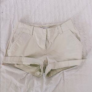COPY - Vineyard Vines khaki shorts